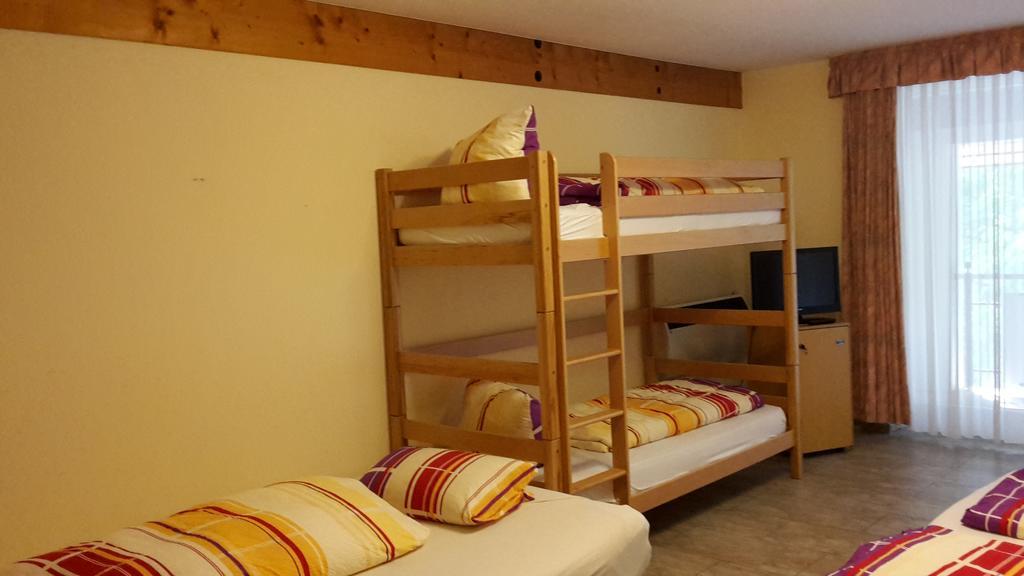 Gasthof Kreuz Hotel Хайтерсхайм Екстериор снимка