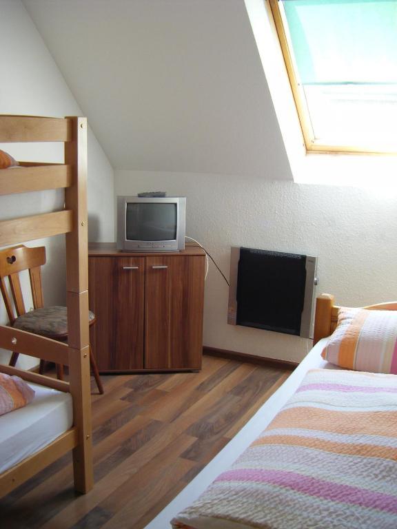 Gasthof Kreuz Hotel Хайтерсхайм Екстериор снимка